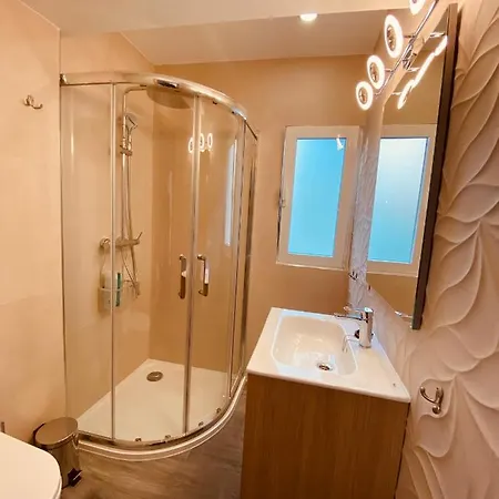 Apartment Go Luxury First Line Beach Benidorm