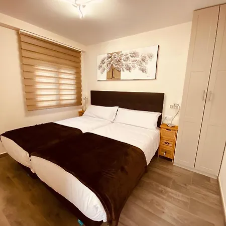 Go Luxury First Line Beach Apartment Benidorm